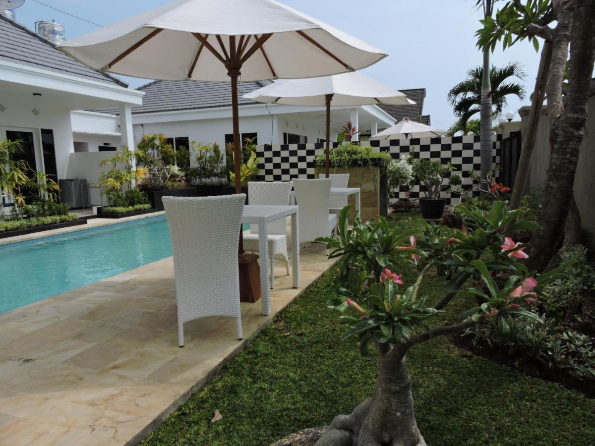 Kartika Villas Lovina  Exterior photo